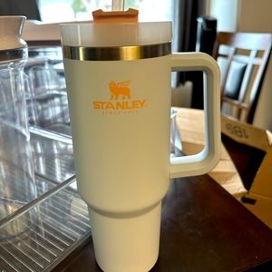 40oz Stanley Cups